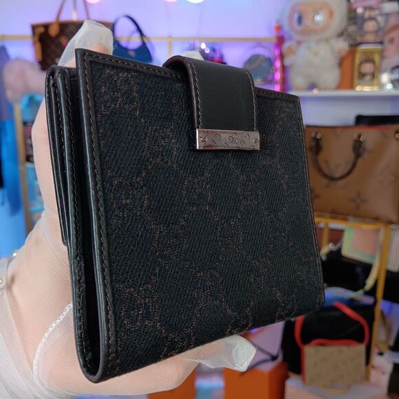 NIB Gucci Dark Brown Monogram GG Denim/Canvas Leather Trim Compact Wallet w/Box - Picture 3 of 11